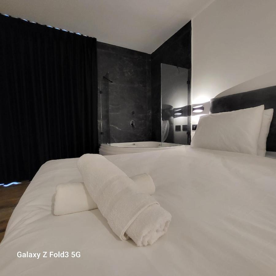 Selfie'S Boutique Hotel Tiberias Ngoại thất bức ảnh